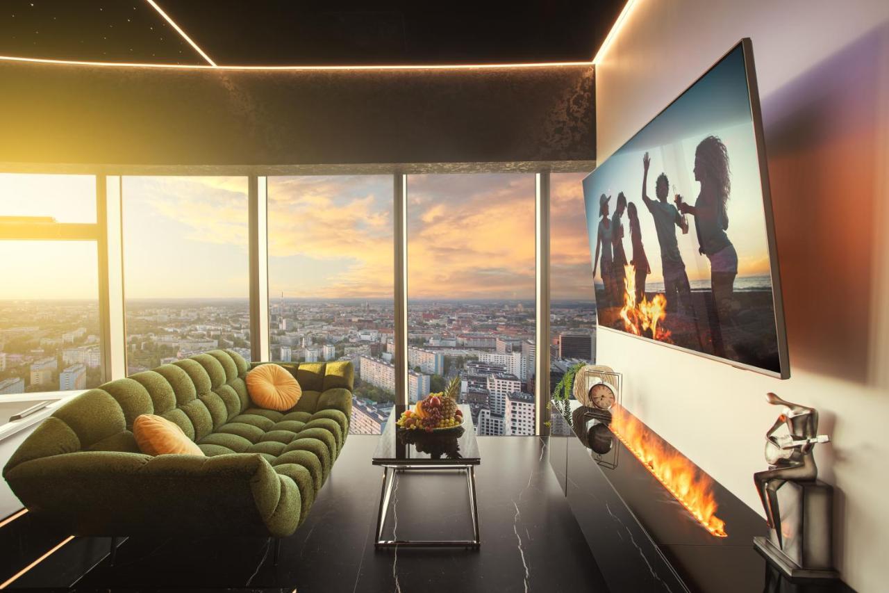 Apartamenty Sky Tower Z Jakuzzi Przy Oknie Вроцлав Экстерьер фото